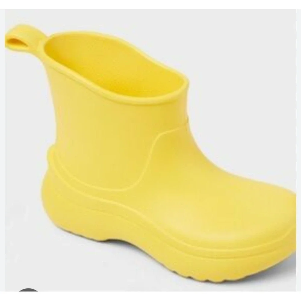 Cat & Jack Toddler Yellow Rain Boots Waterproof Slip On Size 9 IT